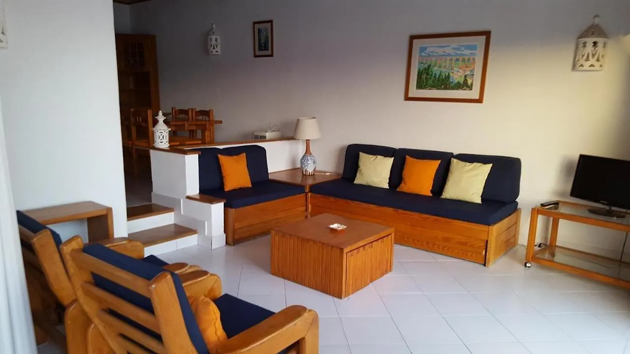 Апартаменты Albufeira, Sea And Old Town View Албуфейра