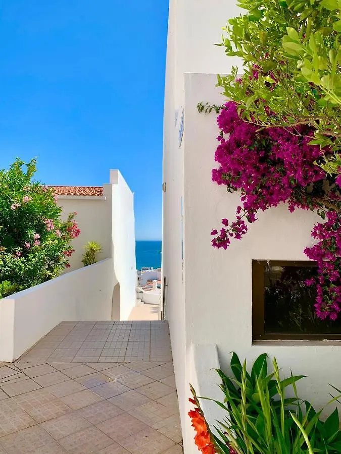 Albufeira, Sea And Old Town Viewアパートメント ポルトガル